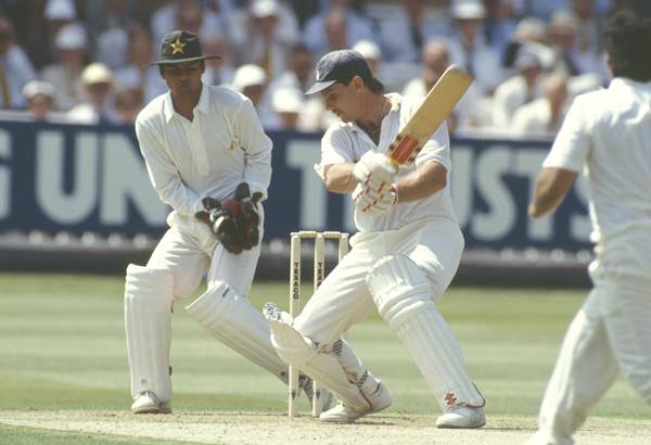 Sport, Cricket, pic: 28th May 1989, Texaco One Day International at Lord's, England beat Pakistan by 79 runs, Robin Smith, England, Robin Smith, born in South Africa played in 62 Test matches for England between 1988-1996 (Photo by Bob Thomas/Getty Images)